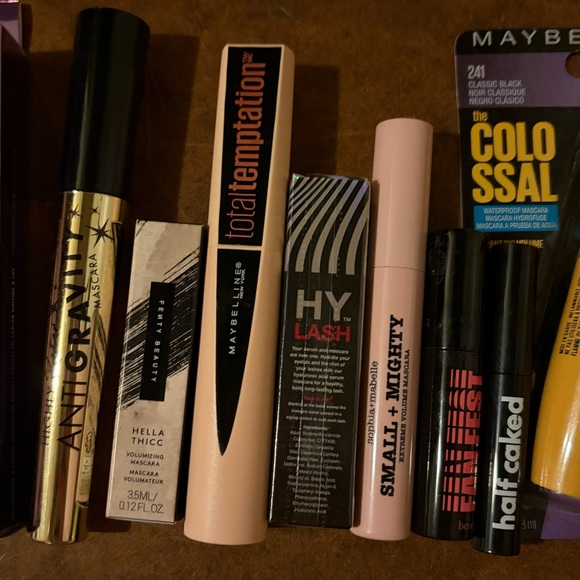 50 items- Makeup Lot- Various Makeup💄 - Picture 15 of 16